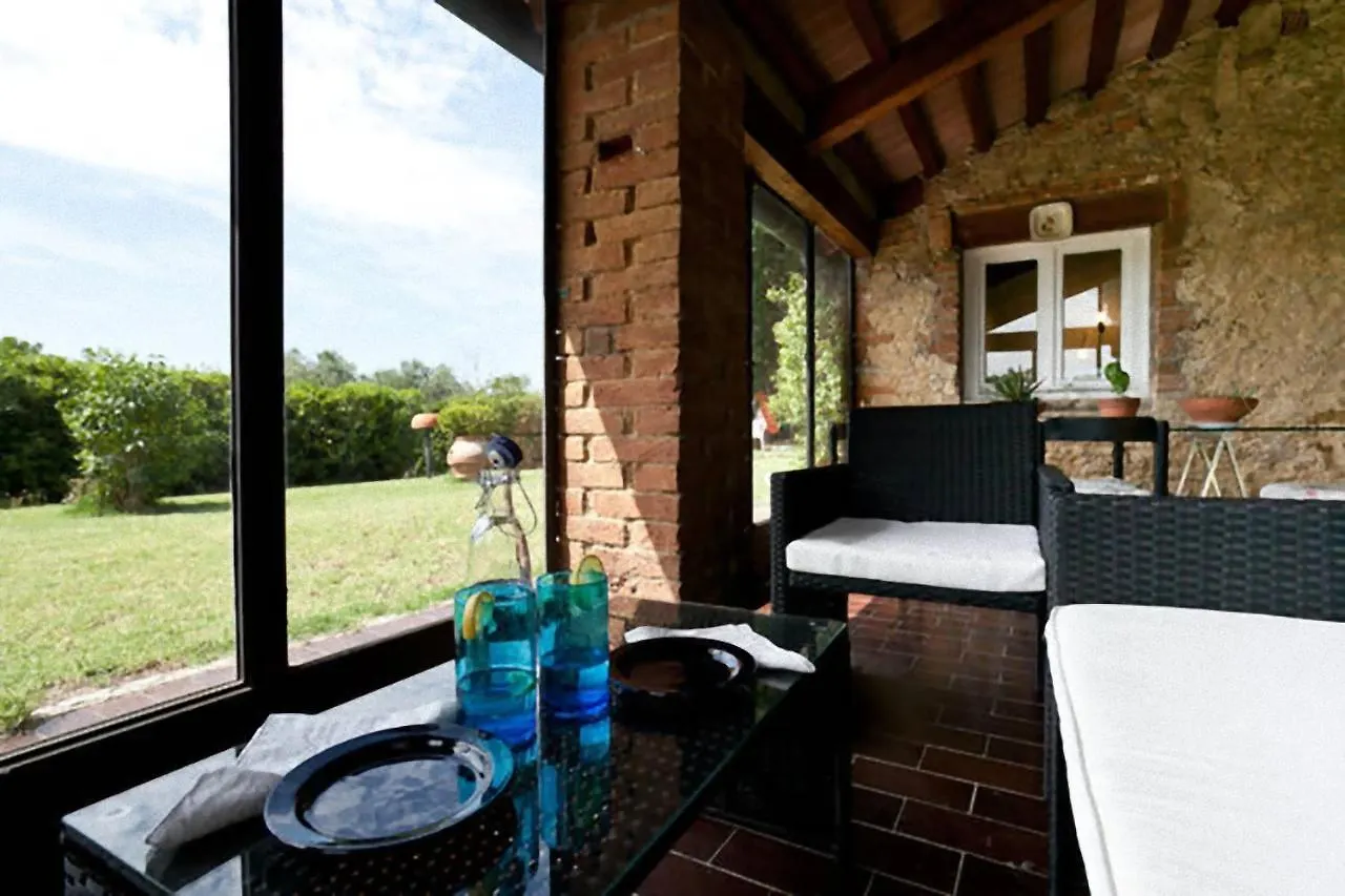 Agriturismo Antico Podere Il Polveraio Montescudaio 0*,