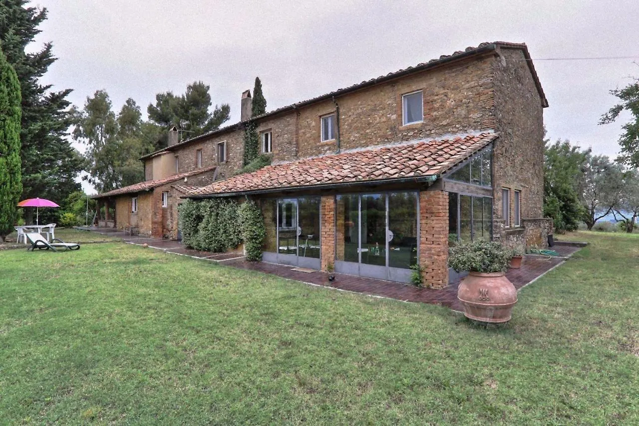 Agriturismo Antico Podere Il Polveraio Montescudaio 0*,  Italia